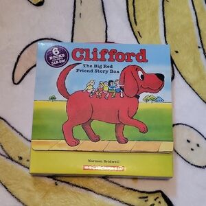 Clifford The Big Red Friend Story Box Set